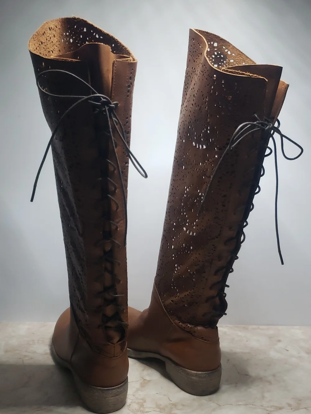 Sundance Women's Tall Brown Laser-Cut Leather Boots With Laces 41